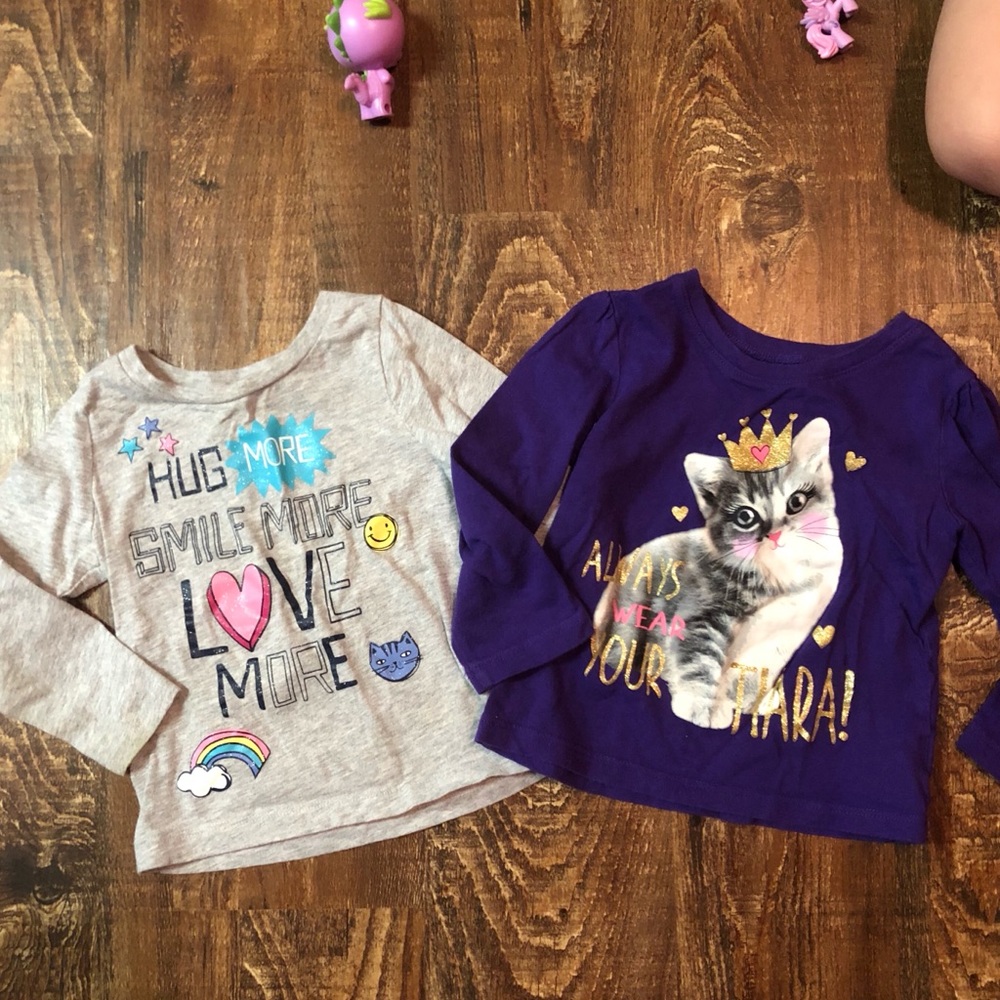 2 longsleeve shirts